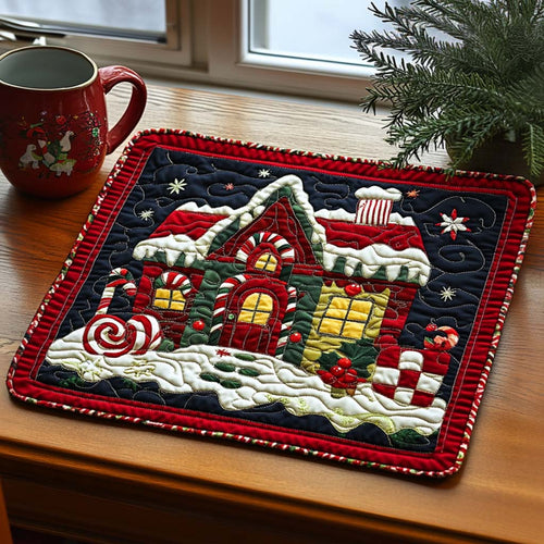 Candy Cane Cabin Quilted Placemat NCU0NT813