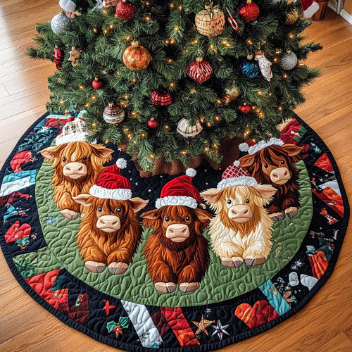 Cheerful Calf Gathering Christmas Quilted Tree Skirt NCU0NT2418