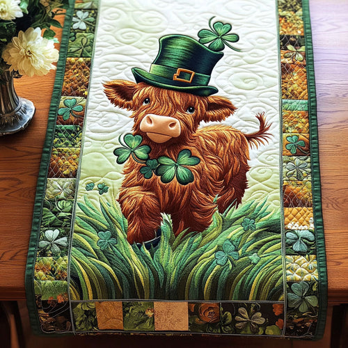 Emerald Hoof Quilted Table Runner NCU0NT3945
