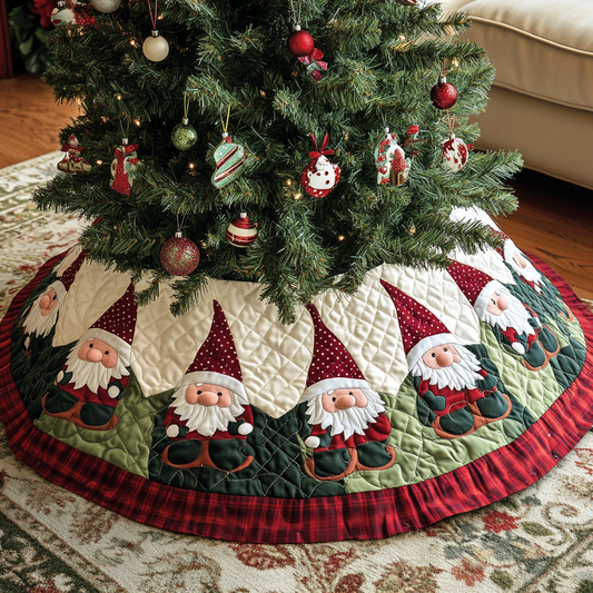 Gnome Joy Christmas Quilted Tree Skirt NCU0DK10443