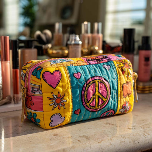 Groovy Patch Love Quilted Makeup Bag NCU0XD875