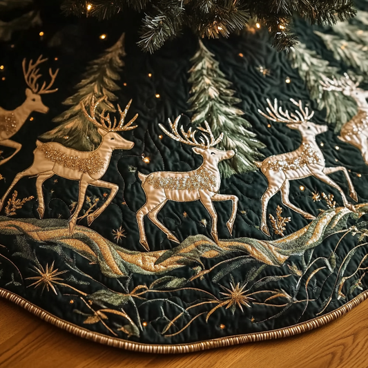 Reindeer Journey Christmas Quilted Tree Skirt NCU0DK10490