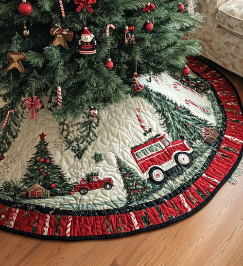 Reindeer Retreat Quilted Christmas Tree Skirt NCU0PT1037