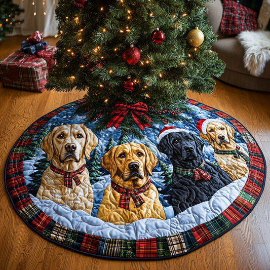 Santa Best Friend Christmas Quilted Tree Skirt NCU0DV8265