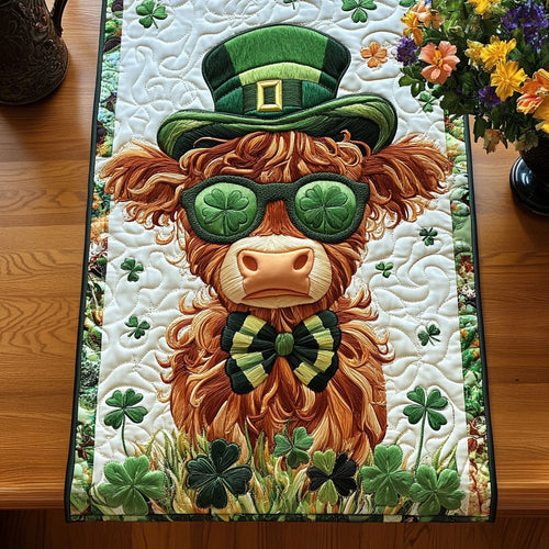 Shamrock Charm Quilted Table Runner NCU0NT3950