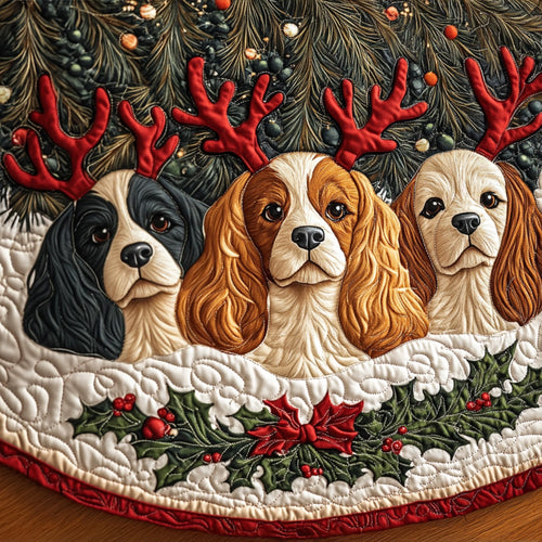 Spaniels Cuddles Quilted Christmas Tree Skirt NCU0PT2078