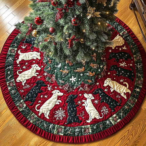 Tiny Paws Parade Christmas Quilted Tree Skirt NCU0DK1691