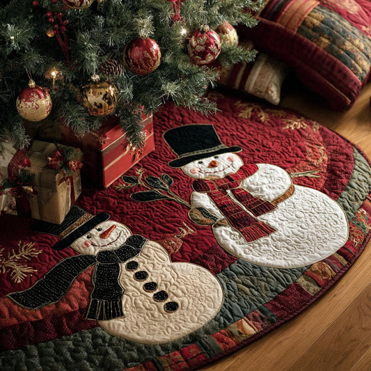 Winter Hug Christmas Quilted Tree Skirt NCU0PT10088