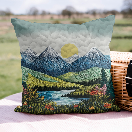 Sunrise Trail Quilted Pillow Case NCU0VL2304
