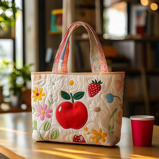 Apple Honor Quilted Tote Bag NCU0DV7467