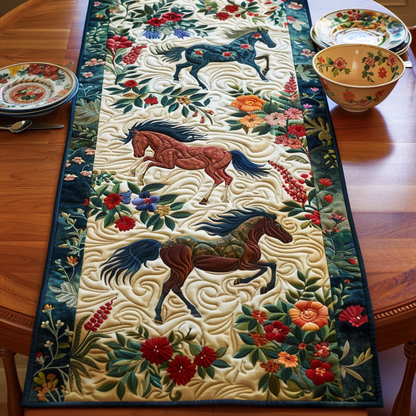 Horse Quilted Table Runner NCU0VT12