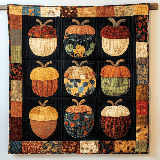 Autumn Acorn Quilted Blanket NCU0TH1860