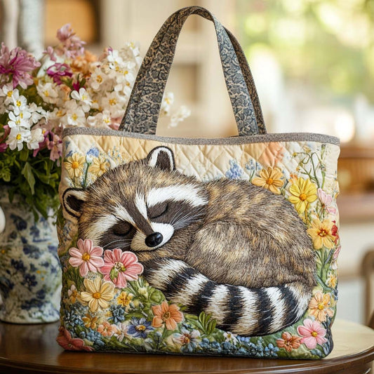 Bandit Dreams Quilted Tote Bag NCU0NT9219