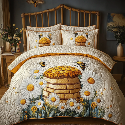 Bee Haven 3-Piece Quilted Bedding Set NCU0VH4997