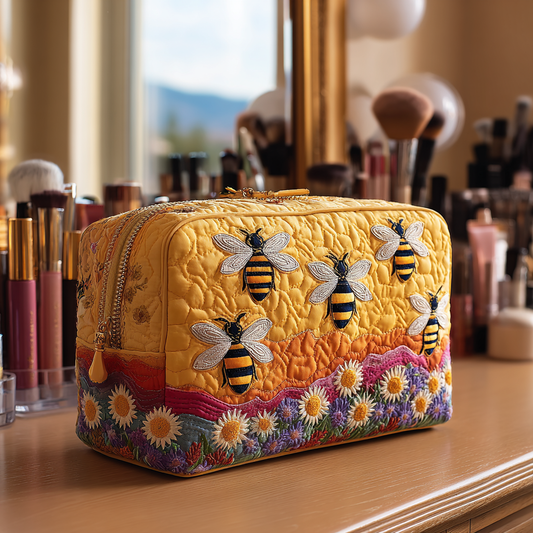 Bee Haven Quilted Makeup Bag NCU0DK10420