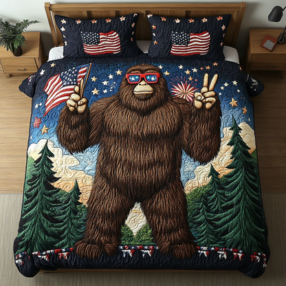 BigFoot Proud 3-Piece Quilted Bedding Set NCU0DK8478