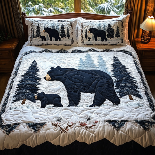 Black Bear Winter 3-Piece Quilted Bedding Set NCU0DV6173