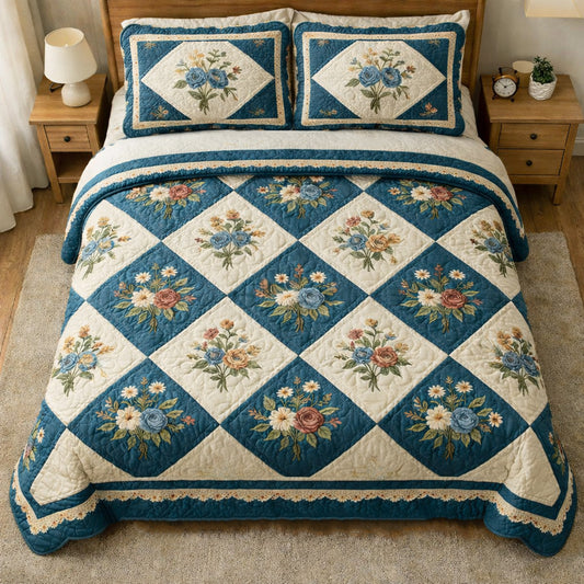 Blue Cottage 3-Piece Quilted Bedding Set NCU0TV1680
