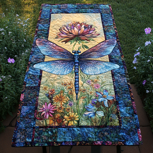 Breeze Hover Quilted Table Runner NCU0DK7328