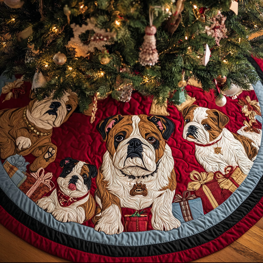 Bulldog Family Christmas Quilted Tree Skirt NCU0DK10649