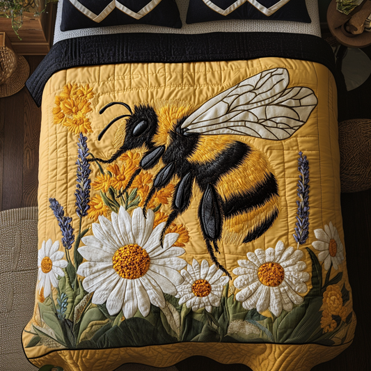 Bumble Bloom 3-Piece Quilted Bedding Set NCU0VH5326