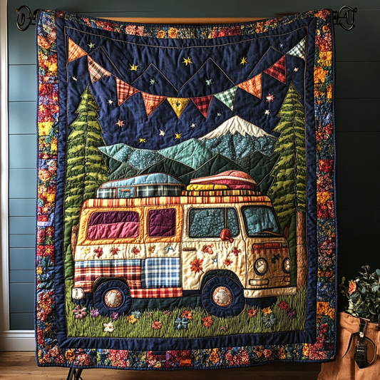 Camper Van Horizon Quilted Blanket NCU0DK9694
