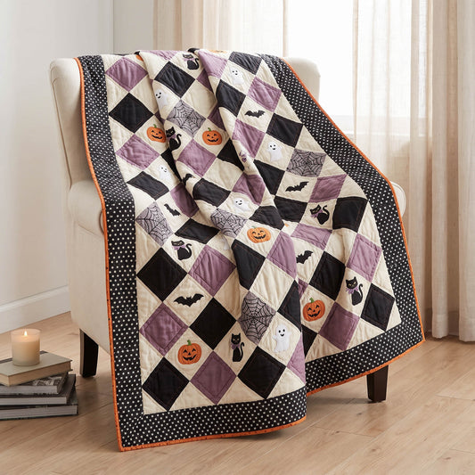 Candy Corn Quilted Blanket NCU0TD3024