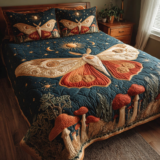 Celestial Moth 3-Piece Quilted Bedding Set NCU0VL3754