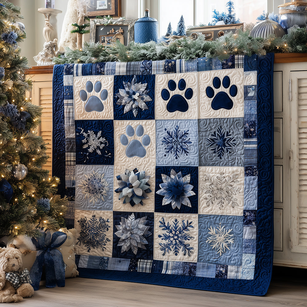 Christmas Pawprints Quilted Blanket NCU0TH3495