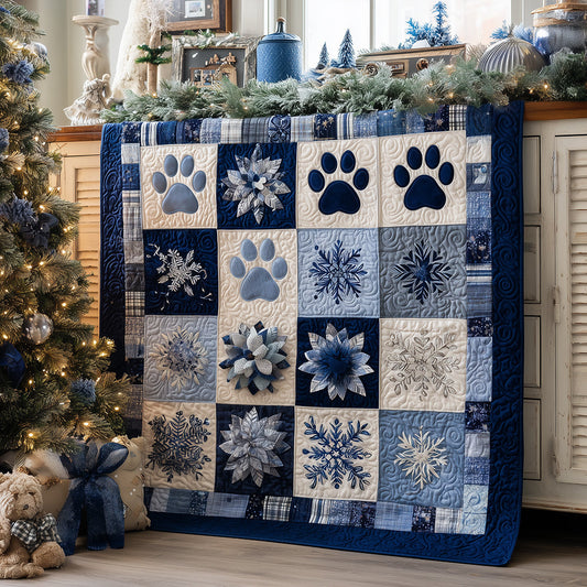Christmas Pawprints Quilted Blanket NCU0TH3495