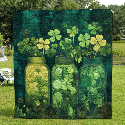 Clover Jar Keepsake Quilted Blanket NCU0TL2282