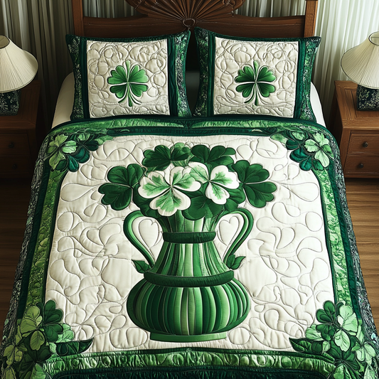 Clover Magic 3-Piece Quilted Bedding Set NCU0TL2238