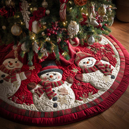 Coal Eyes Christmas Quilted Tree Skirt NCU0NT11079