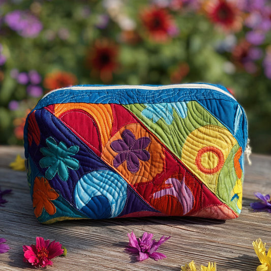 Cosmic Twist Quilted Makeup Bag NCU0PT9283