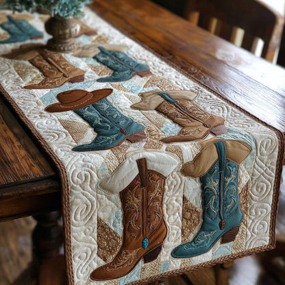 Country Ride Quilted Table Runner NCU0TV1452