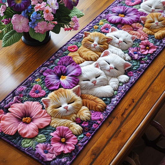 Cat Quilted Table Runner NCU0VT236
