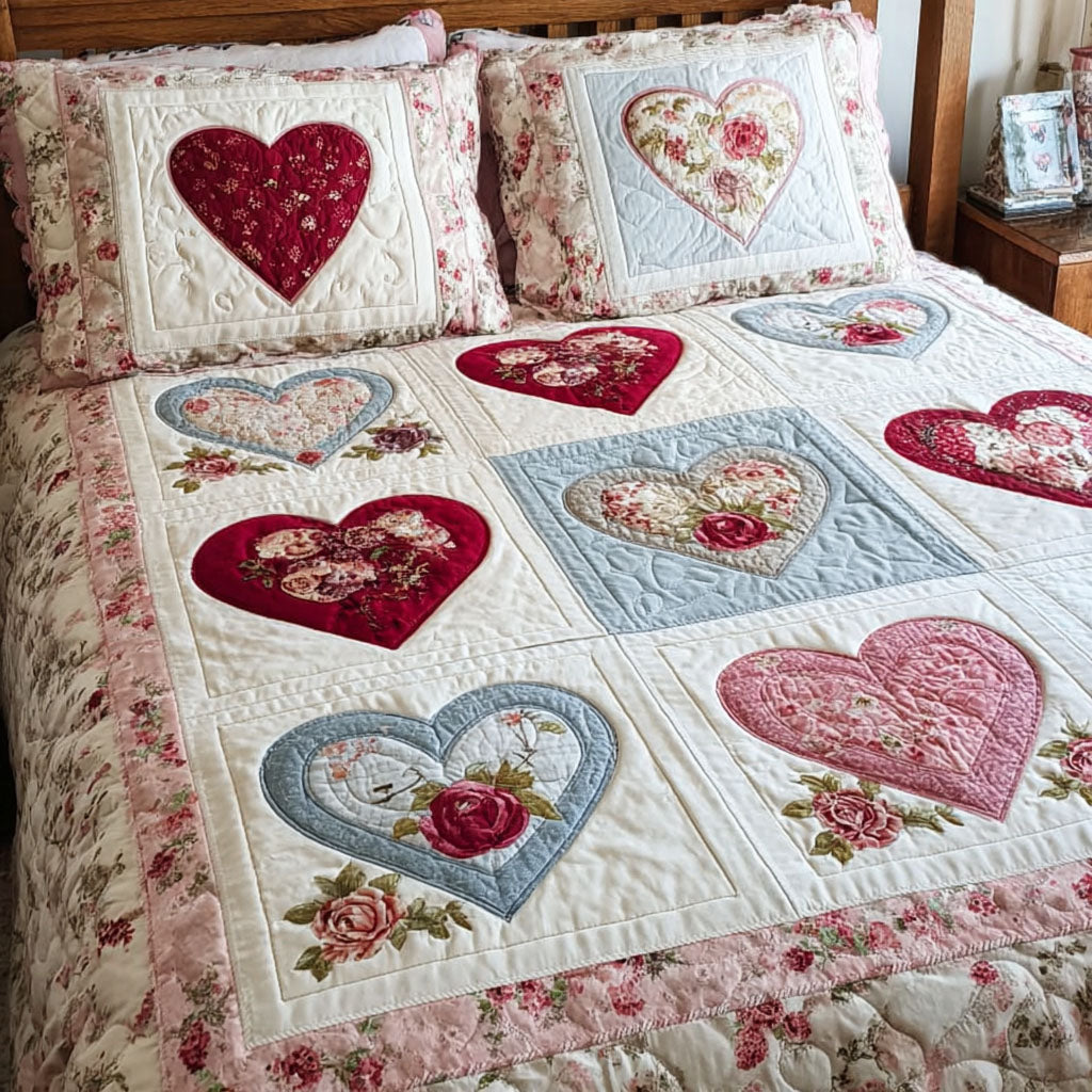 Cozy Hearts 3-Piece Quilted Bedding Set NCU0DK11586