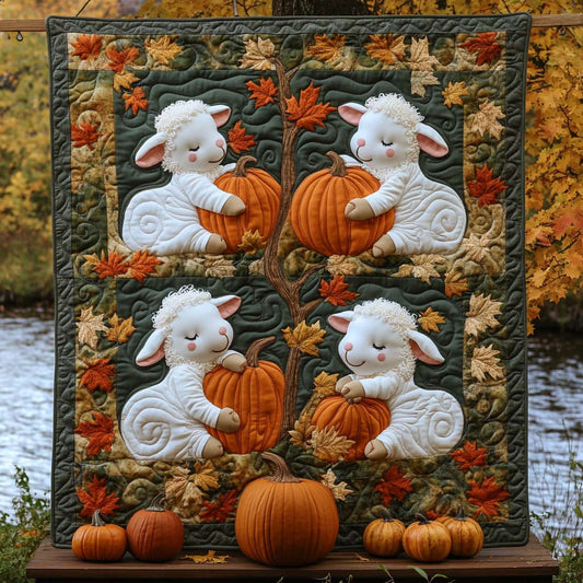 Cozy Patchkin Quilted Blanket NCU0XD077