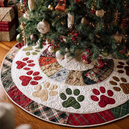 Cozy Paw Christmas Quilted Tree Skirt NCU0NT9960