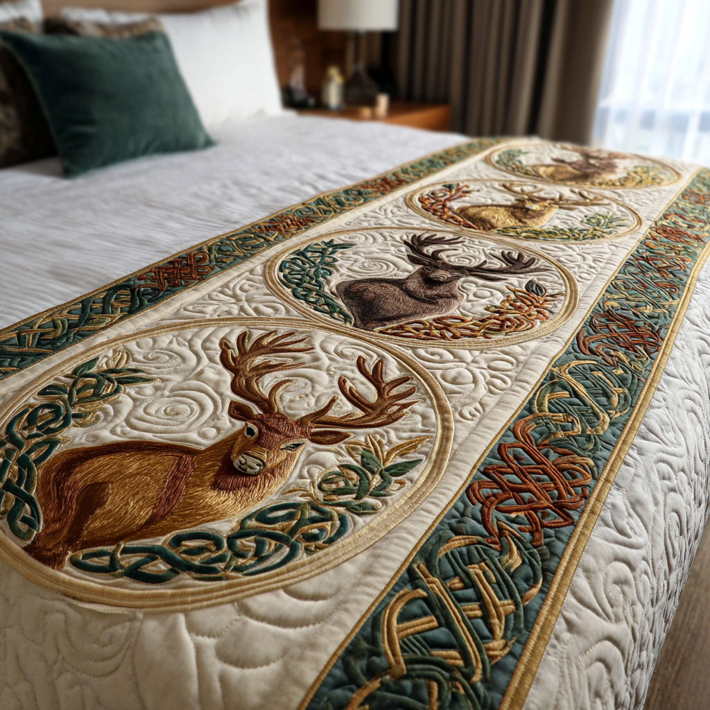 Crowned Antlers Quilted Bed Runner NCU0TV1239