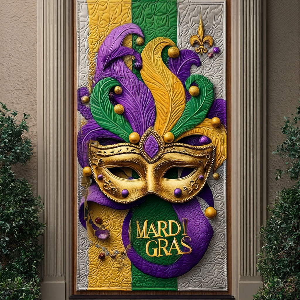 Crowned Carnival Quilted Door Cover NCU0PT11060