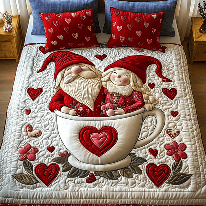 Cuddly Gnome Love 3-Piece Quilted Bedding Set NCU0TH2561