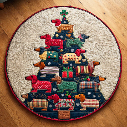 Dachshund Tidings Quilted Round Mat NCU0TD435