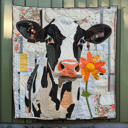 Daisy Dairy Dream Quilted Blanket NCU0PT029