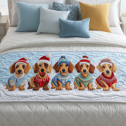 Doxie Cheer Quilted Bed Runner NCU0TH3544