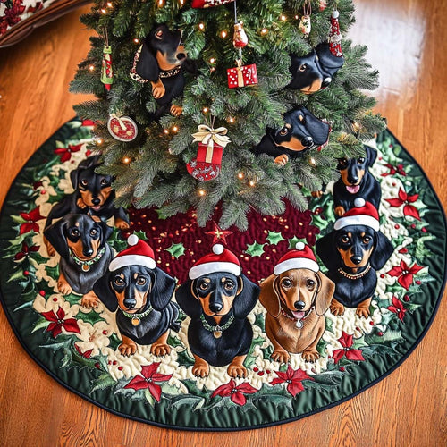 Doxie Delight Christmas Quilted Tree Skirt NCU0NT1814