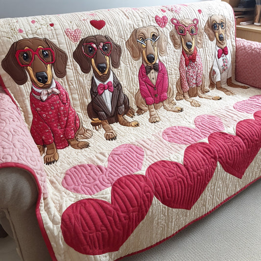Doxie Love Quilted Sofa Cover NCU0TD2170