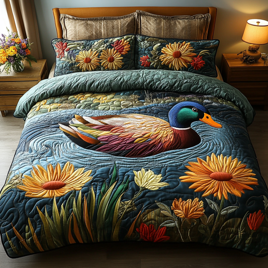 Duckling Joy Quilted Bedding Set NCU0DK6437