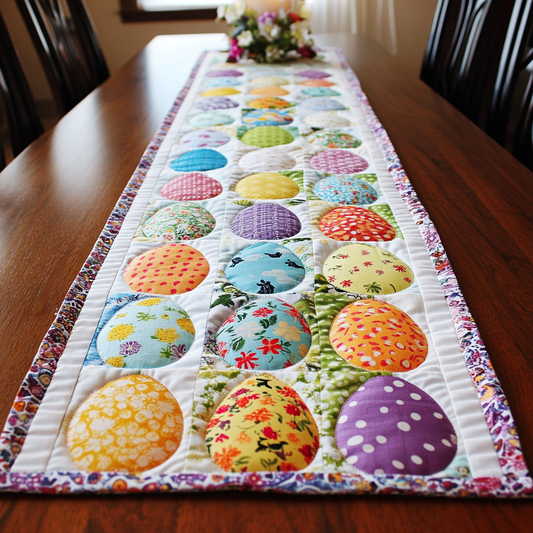 Egg Tapestry Quilted Table Runner NCU0VH3642