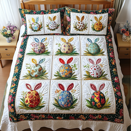 Eggstra Magic 3-Piece Quilted Bedding Set NCU0DK5218